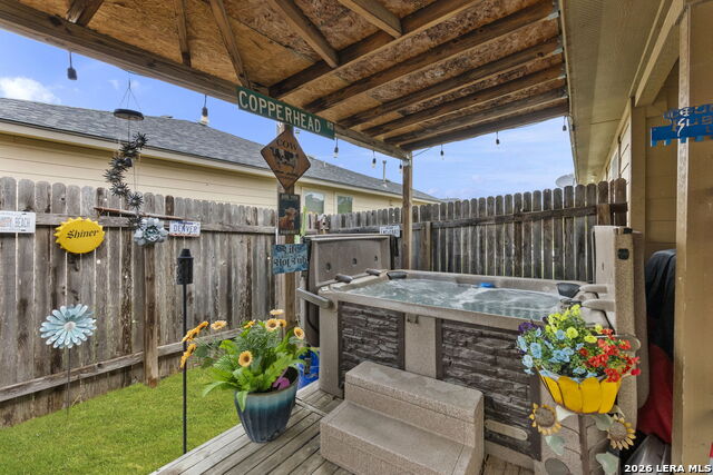 Listing photo id 4 for 2610 Lonesome Creek Trl