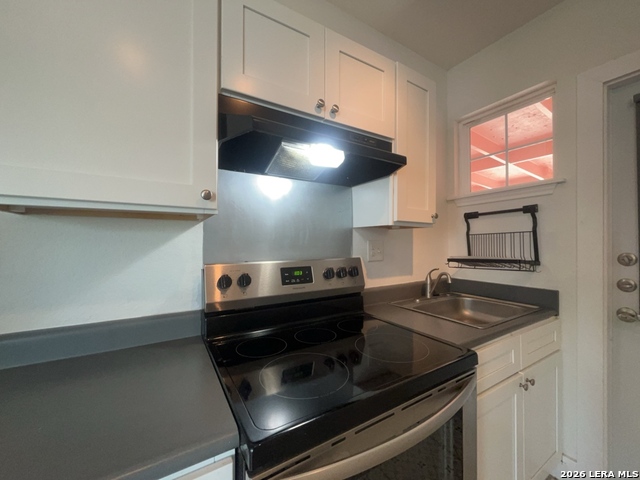 Image 11 of 27 For 1020 French Place W 4