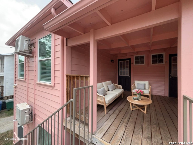 Image 6 of 27 For 1020 French Place W 4