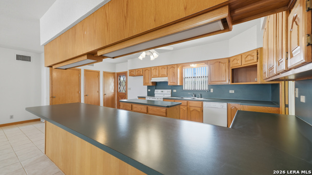 Image 10 of 39 For 1001 Horton Ln