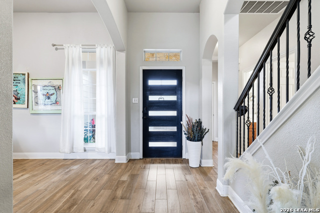 Image 2 of 40 For 1728 Mountain Cove