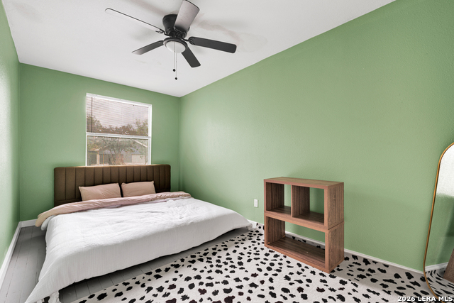 Image 8 of 22 For 427 & 431 Dunning