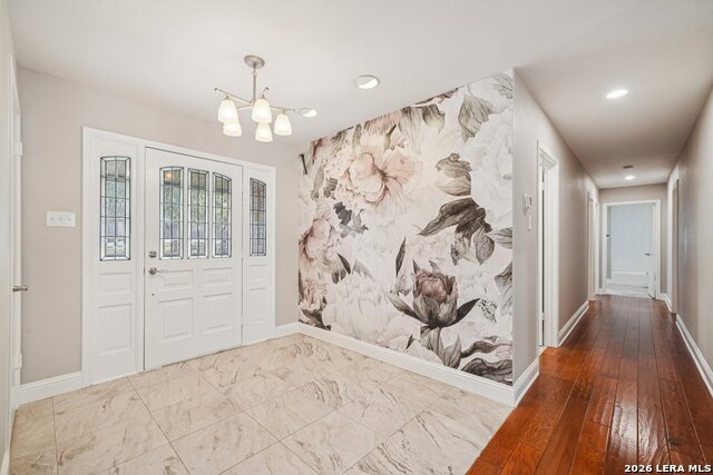 Image 4 of 48 For 29735 Saddleback Cir