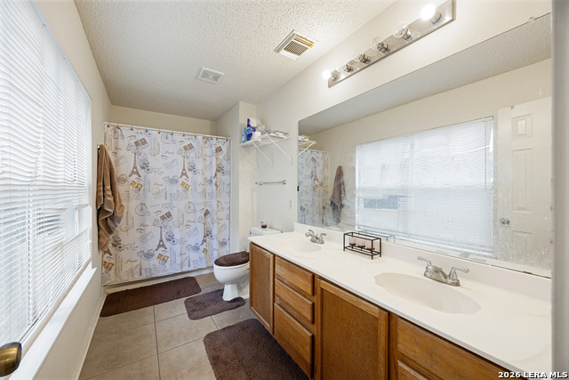 Image 19 of 30 For 6425 Maverick Oak