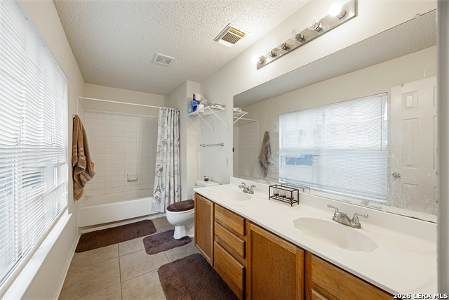 Image 20 of 30 For 6425 Maverick Oak