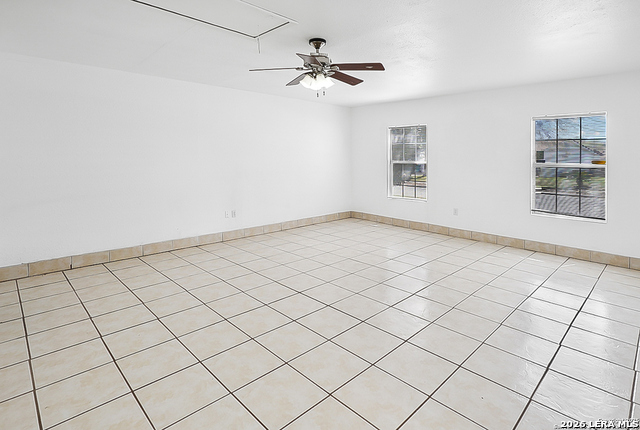 Image 2 of 13 For 3815 Pipers Crest