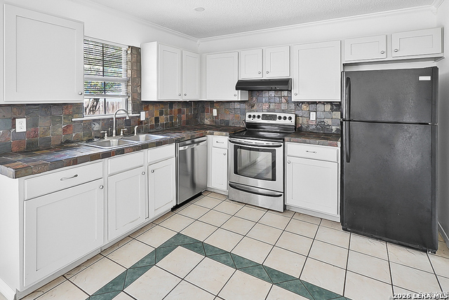 Image 7 of 13 For 3815 Pipers Crest