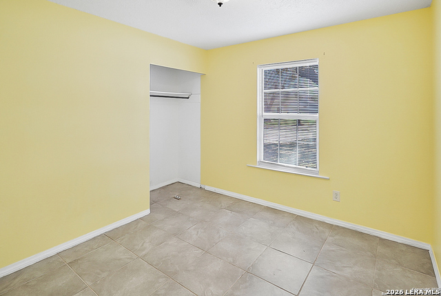 Image 8 of 13 For 3815 Pipers Crest