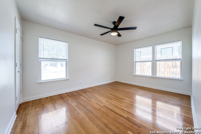 Image 9 of 15 For 415 Robinhood