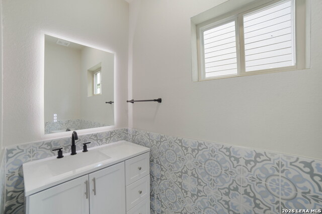 Image 7 of 17 For 1702 Hays  Unit 104