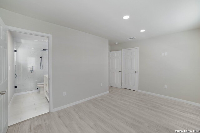 Image 9 of 17 For 1702 Hays  Unit 104