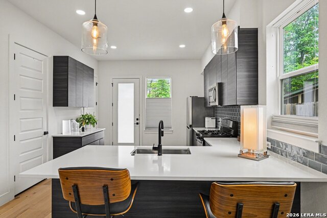 Image 16 of 31 For 719 Eleanor Ave  102