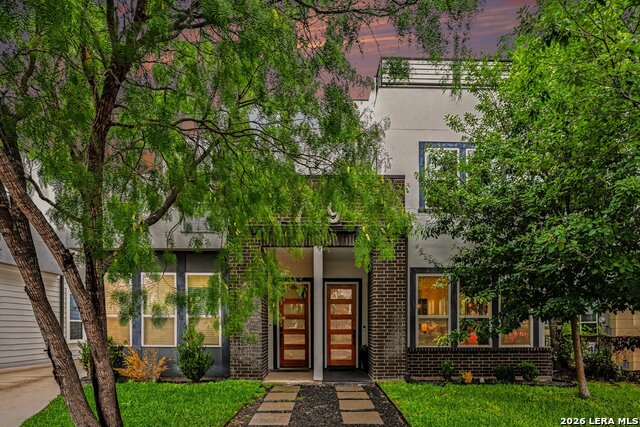 Image 4 of 31 For 719 Eleanor Ave  102