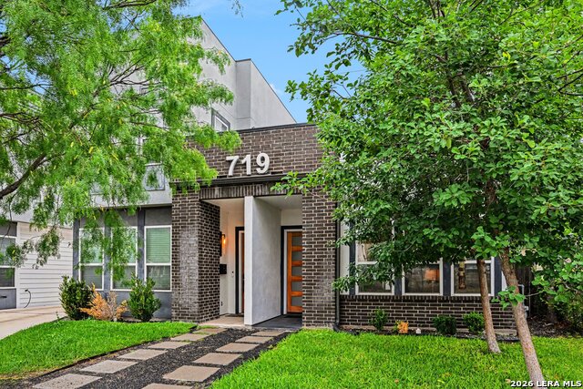 Image 5 of 31 For 719 Eleanor Ave  102