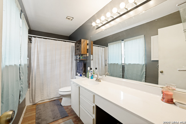 Image 16 of 26 For 9818 Kenbridge Dr