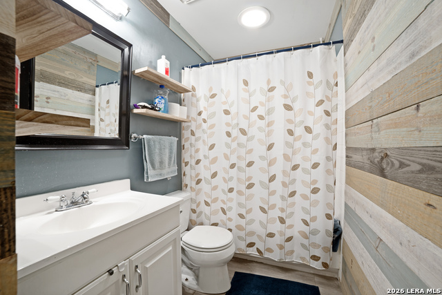 Image 20 of 26 For 9818 Kenbridge Dr