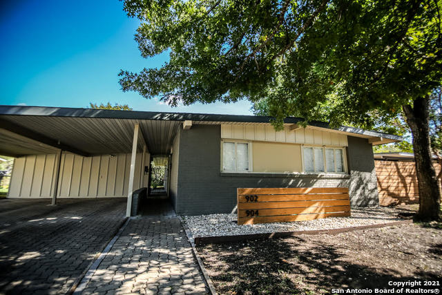 Image 10 of 10 For 902 Chevy Chase Dr  904