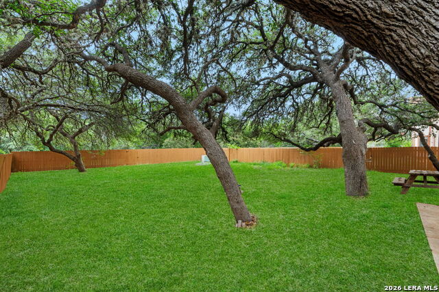 Image 14 of 15 For 2312 Newoak Park