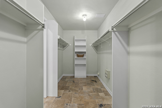 Image 14 of 40 For 1722 Sandringham