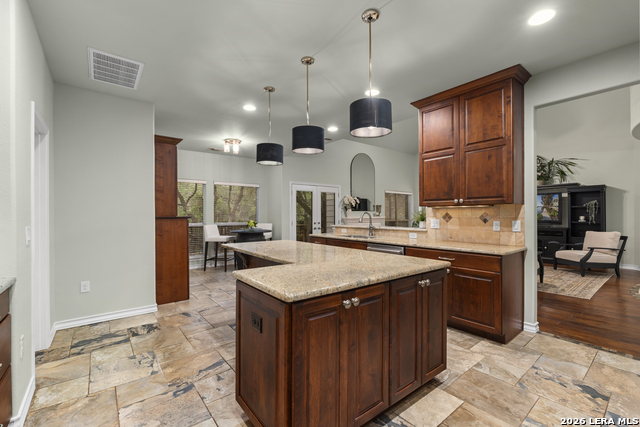 Image 8 of 40 For 1722 Sandringham