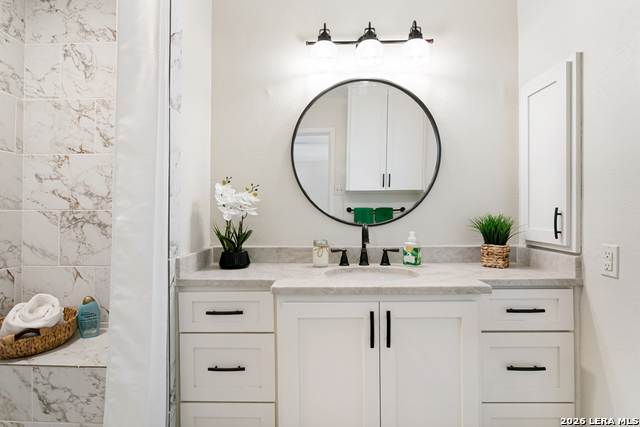 Image 22 of 33 For 10422 Severn Rd