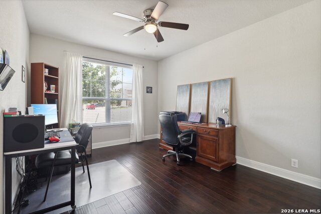 Image 27 of 62 For 13523 Bradford Glen