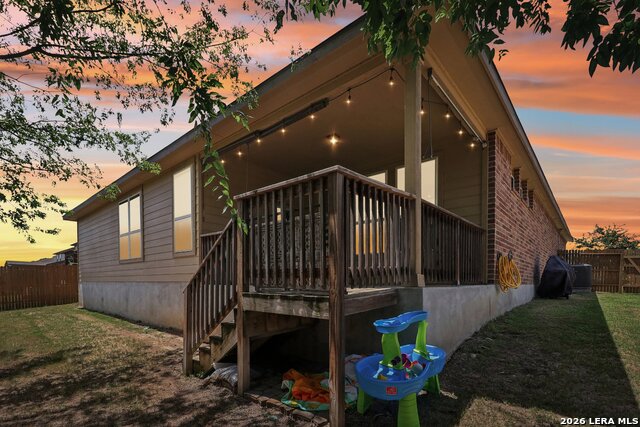 Image 31 of 62 For 13523 Bradford Glen