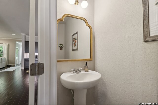 Image 34 of 62 For 13523 Bradford Glen