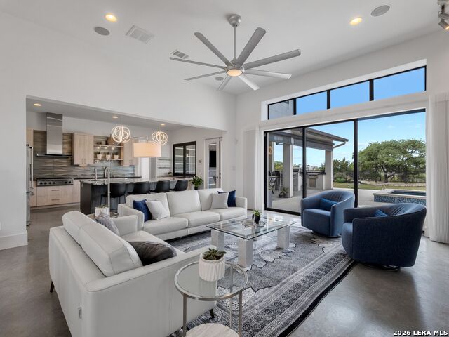 Image 12 of 68 For 10206 Nina Ridge