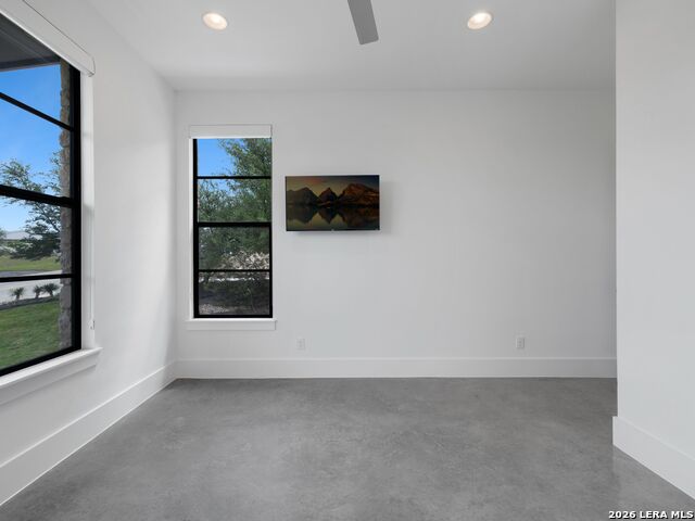 Image 24 of 68 For 10206 Nina Ridge