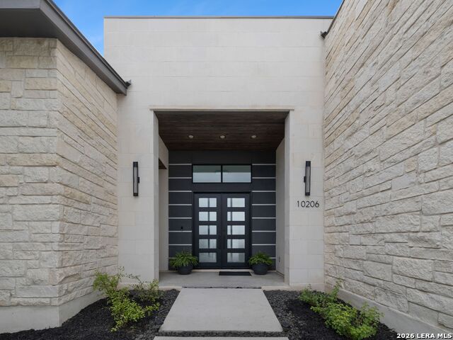 Image 3 of 68 For 10206 Nina Ridge