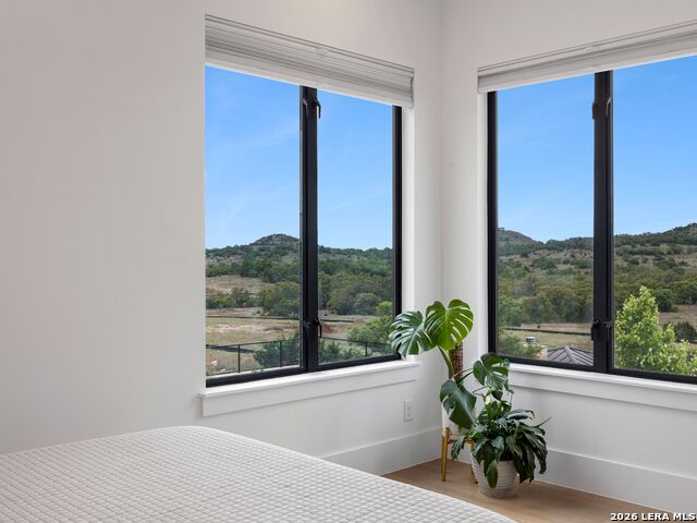 Image 33 of 68 For 10206 Nina Ridge