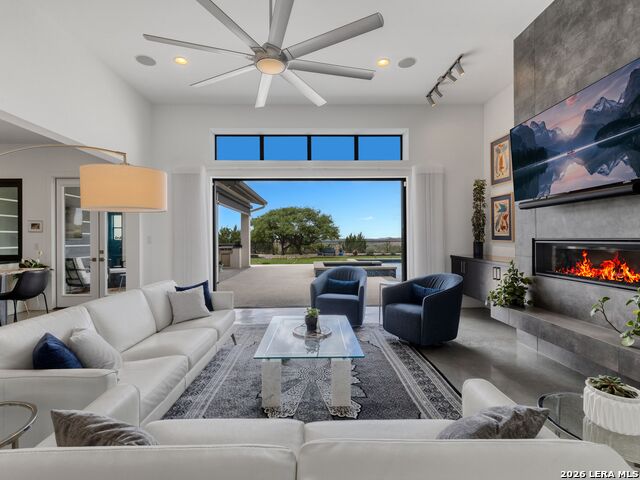 Image 8 of 68 For 10206 Nina Ridge