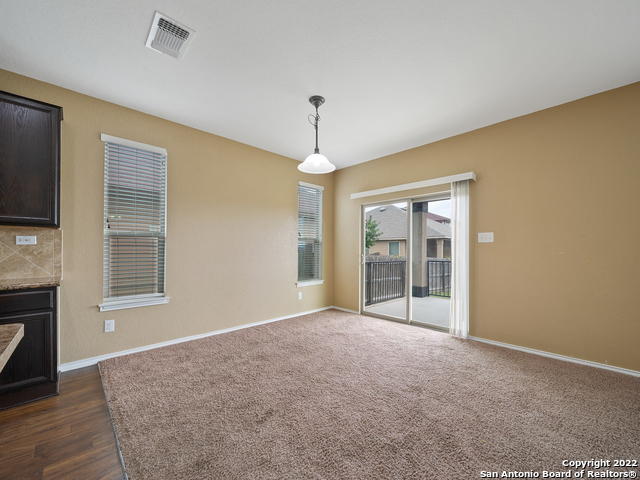 Listing photo id 12 for 127 Bass Ln  