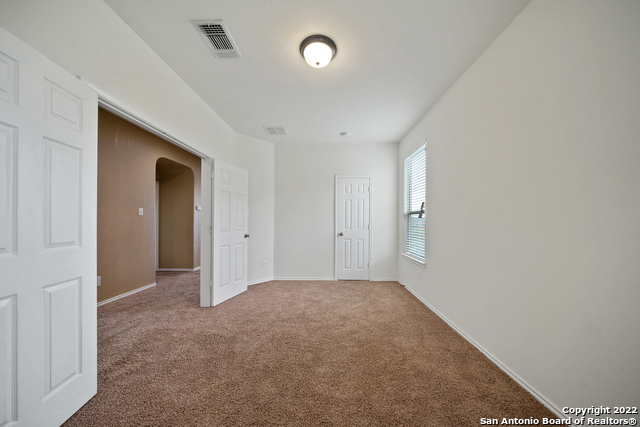 Listing photo id 15 for 127 Bass Ln  