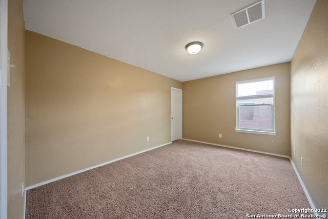 Listing photo id 21 for 127 Bass Ln  