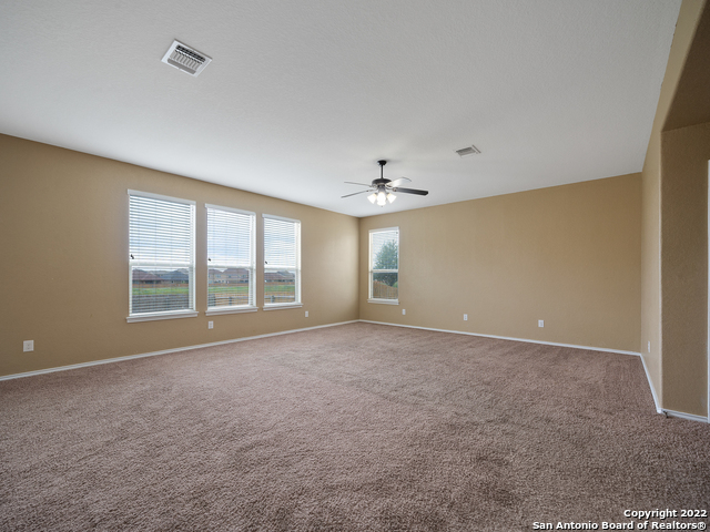 Listing photo id 7 for 127 Bass Ln  