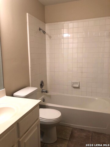 Image 11 of 15 For 6511 Rambling Trail Dr