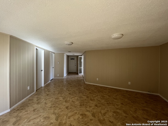 Image 36 of 51 For 119 Cedar Tree Ln