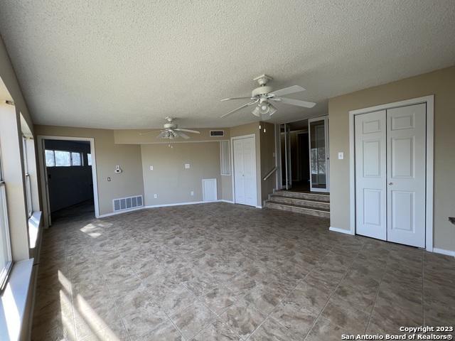 Image 38 of 51 For 119 Cedar Tree Ln