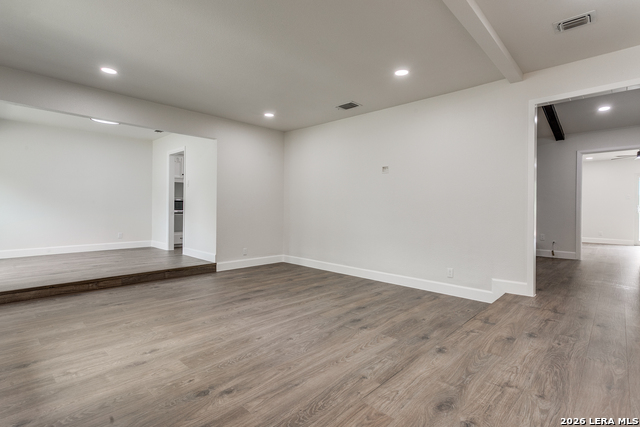 Image 21 of 49 For 1518 Deer Run St