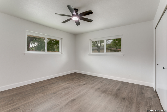 Image 36 of 49 For 1518 Deer Run St