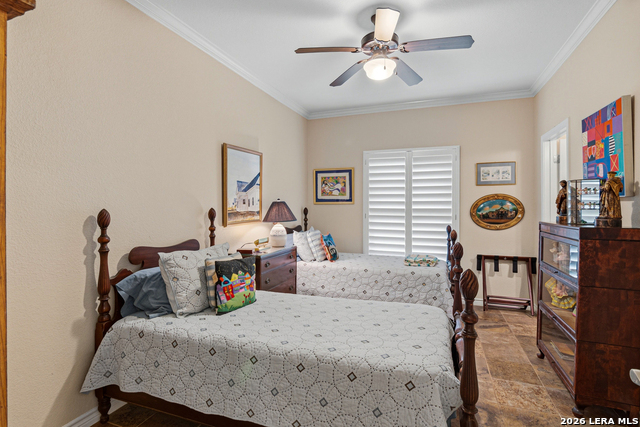 Image 31 of 42 For 2065 Terminal Loop Rd