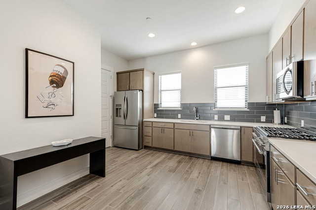 Image 18 of 40 For 144 Cherry St N