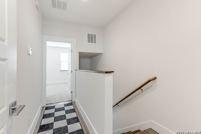 Image 21 of 40 For 144 Cherry St N