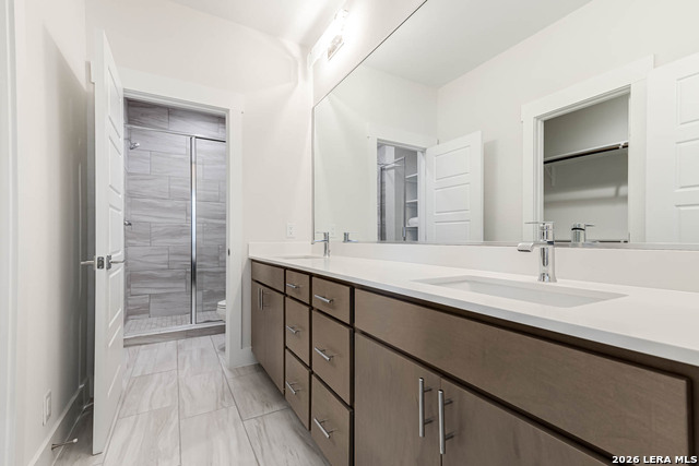 Image 25 of 40 For 144 Cherry St N