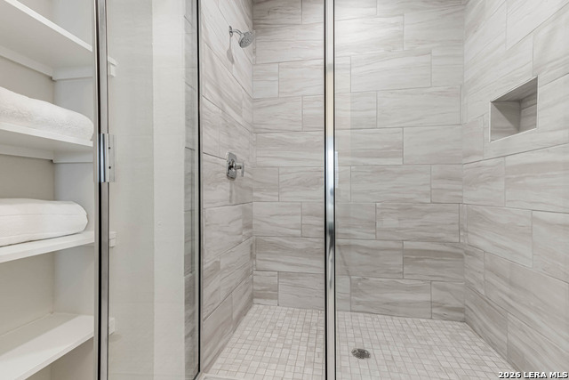 Image 26 of 40 For 144 Cherry St N