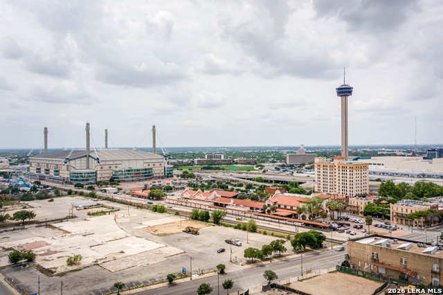 Image 33 of 40 For 144 Cherry St N