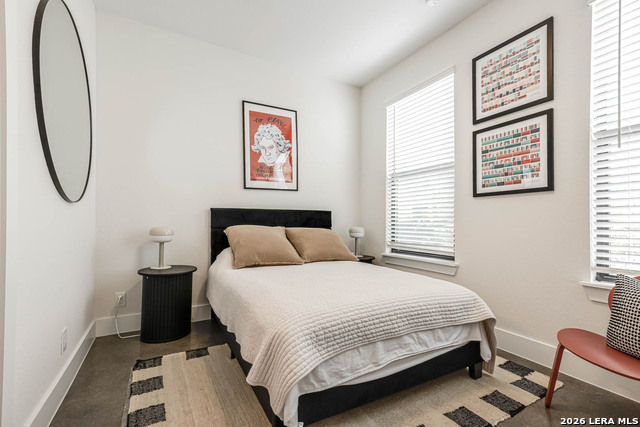 Image 6 of 40 For 144 Cherry St N