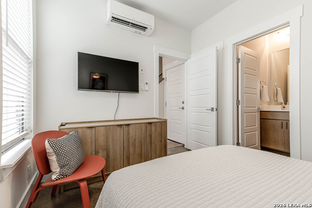 Image 7 of 40 For 144 Cherry St N